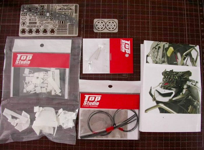 Top Studio - YZR-M1 2005 Super Detail-up Set - 1/12