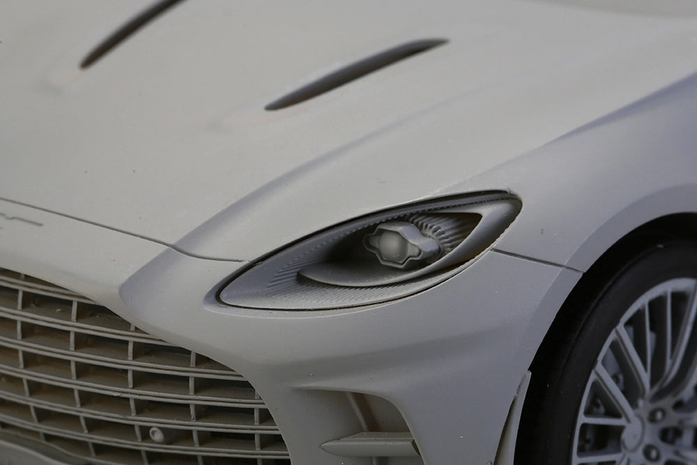 Alpha Model - Aston Martin DBX707 - 1/24