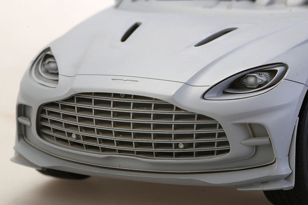 Alpha Model - Aston Martin DBX707 - 1/24