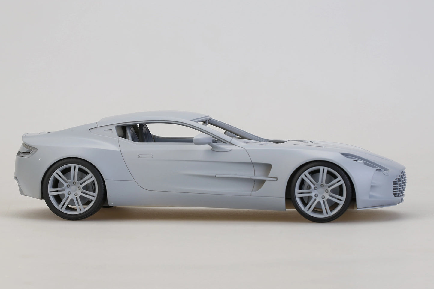 Alpha Model - Aston Martin ONE77 - 1/24